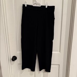 Gloria Vanderbilt Black Cropped Pants